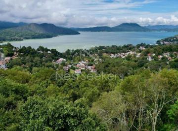 Terreno / Lote , Valle de Bravo · Terreno con Espectacular Vista Al Lago