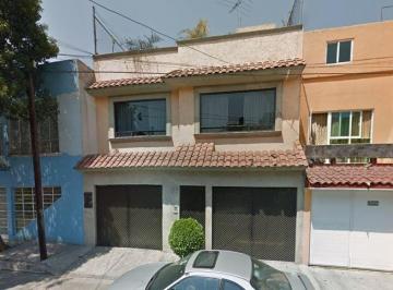 Casa de 3 habitaciones, Benito Juárez · Casa en Venta Coloniavertiz Narvarte por Remate, Excelente Oportunidad!