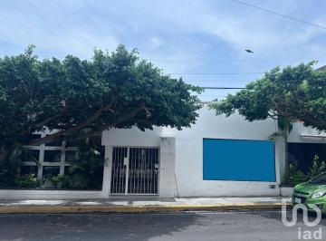Casa · 268m² · 3 Recámaras · 1 Estacionamiento · Casa en Venta de Una Sola Planta, Ideal Para Oficinas