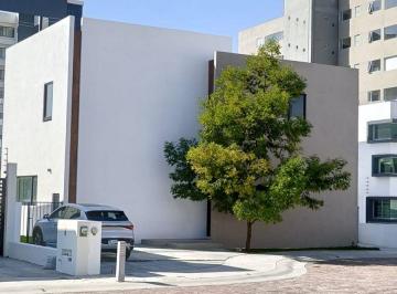 Casa en condominio de 3 habitaciones, Corregidora · Casa en Venta en Cañadas del Lago, Corregidora, Querétaro
