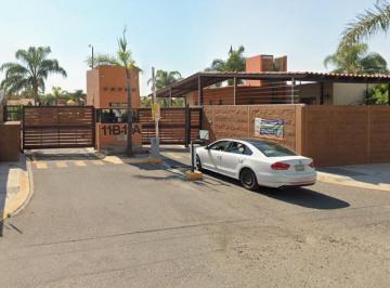 Casa de 3 habitaciones, Corregidora · Casa en Cto Puerta del Sol 11 - A, Corregidora, Fracc Puerta Real, Queretaro