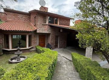 Casa en condominio de 3 habitaciones, Cuajimalpa de Morelos · Casa en Venta en Lomas de Vista Hermosa