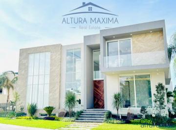 Casa de 5 habitaciones, Zapopan · Casa en Venta Nueva de Lujo Villa Verona Zona Andares Zapopan