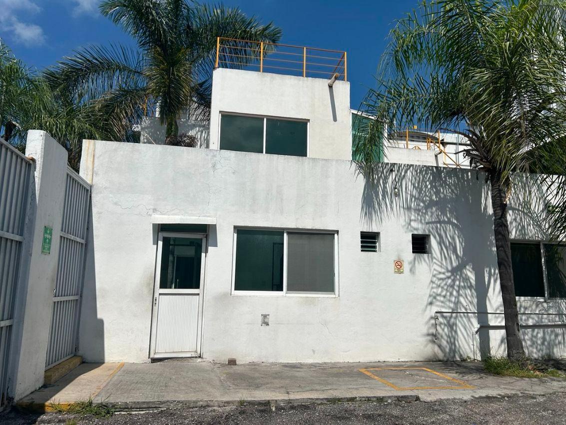 Warehouse in Civac Jiutepec - Crb - 1295 - Bo