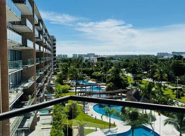 Departamento · 115m² · 3 Recámaras · 1 Estacionamiento · Venta de Departamento de Lujo en Acapulco | Confort Familiar, Albercas y Estacionamiento Techado | V