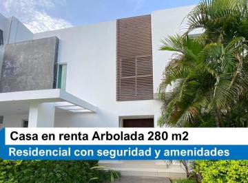 Casa · 285m² · 3 Recámaras · 2 Estacionamientos · Casa en Renta en Cancún con Doble Terreno, Alberca y 3 Recámaras. Amenidades Premium y Seguridad