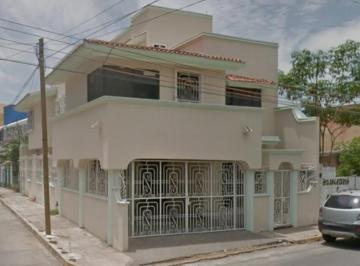 Casa de 3 habitaciones, Centro · Casa en Venta en Villahermosa Tabasco Col. Las Delicias