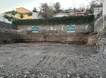 Terreno / Lote · 895m² · Excelente Terreno Regular Frente a Plaza Perisur