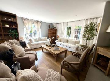 Casa de 3 habitaciones, Huixquilucan · Casa en Venta Parques de La Herradura Parque de Murcia Cerrada con Seguridad