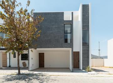 Casa · 229m² · 3 Recámaras · 2 Estacionamientos · Casa en Venta en Parque México, con Gran Entradas de Luz