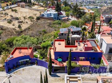Casa · 700m² · 4 Recámaras · Casa en San Miguel de Allende. Balcones