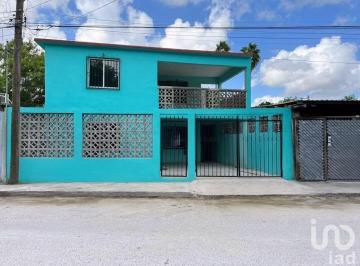Casa · 218m² · 5 Recámaras · 1 Estacionamiento · Casa Jose Ma. Morelos Matamoros