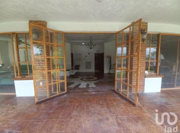 Casa · 250m² · 2 Recámaras · 3 Estacionamientos · Casa en Venta en Emiliano Zapata Morelos