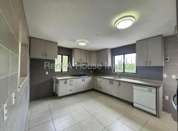 Casa de 3 habitaciones, Querétaro · Casa en Venta en Huertas La Joya | Una Planta, Esquina con Jardín y Vista Panorámica Dg