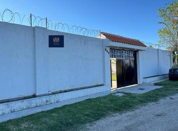 Casa · 1000m² · 2 Recámaras · Casa en León
