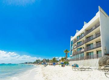Departamento · 134m² · 2 Recámaras · Penthouse de Dos Habitaciones Frente Al Mar en Playa del Carmen