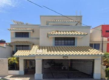 Casa de 5 habitaciones, Mazatlán · Hermosa Casa con Alberca en Venta de Remate en Mazatlan
