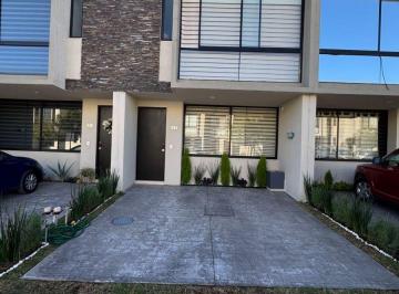 Casa de 2 habitaciones, Tlajomulco de Zúñiga · Casa en Renta en Coto Zoi