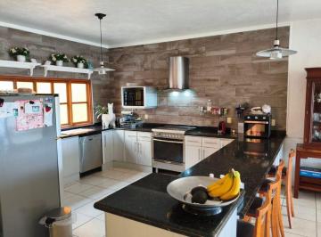 Casa de 3 habitaciones, Cuernavaca · Se Vende Casa en Santa Maria