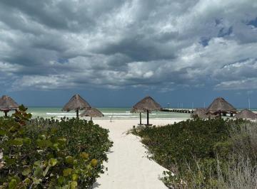 Terreno / Lote · 777m² · Terreno Frente Al Mar en Las Playas de El Cuyo, Yucatán