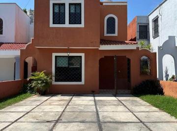 Casa de 3 habitaciones, Mérida · Casa en Venta en Vista Alegre
