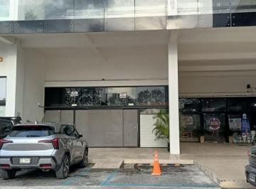 Local comercial , Benito Juárez · En Renta en Cancún Sobre Av 135