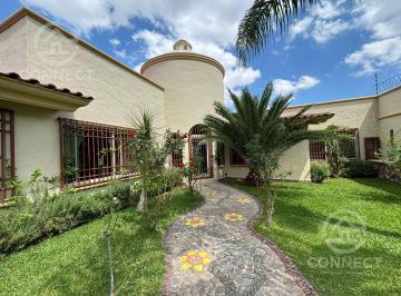 Casa · 540m² · 3 Recámaras · Venta Casa Lomas de Comanjilla Leon Gto
