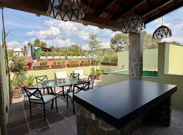 661f20f7fd161ecaf6f4734c51582a557b05878dfb0b2138552109e7999ad62c · Casa en Venta en El Centro de San Miguel de Allende con Cochera y Rooftop