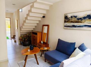 Casa de 3 habitaciones, San Pedro Tlaquepaque · Casa Nueva Cerca de Periferico y Colon