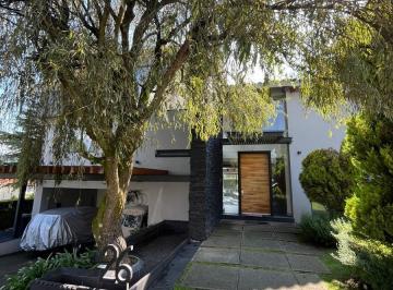Departamento · 320m² · 3 Recámaras · 4 Estacionamientos · Casa en Venta en Club de Golf Los Encinos