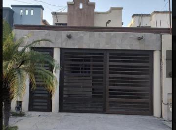 Casa · 107m² · 2 Recámaras · 1 Estacionamiento · Casa - Pedregal de Linda Vista