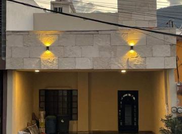 Casa de 3 habitaciones, Monterrey · Casa en Venta en Villa Las Fuentes En. Monterrey, N. L.