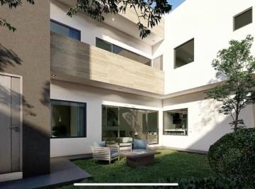 Casa · 318m² · 4 Recámaras · 2 Estacionamientos · Casa en Venta Cumbres de Santiago (Recámara Planta Baja)