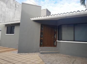 Casa · 230m² · 3 Recámaras · 3 Estacionamientos · Casa en Venta Garage Para 3 Autos, Alberca - Granjas de La Boticaria