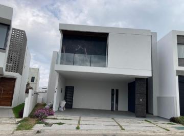 Casa · 270m² · 3 Recámaras · 2 Estacionamientos · Punta Tiburón, Casa en Venta o Renta con Área de Tv, Alberca y Jardín