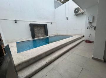 Casa de 3 habitaciones, Monterrey · Casa en Venta en Cumbres