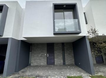 Casa en condominio de 3 habitaciones, Zapopan · Casa en Renta en Zapopan Dentro de Coto por Base Aerea y Jardines del Valle Zapo