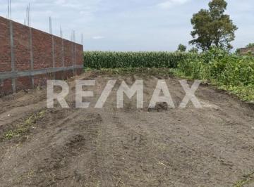 Terreno / Lote · 220m² · Terreno en Venta - (4)
