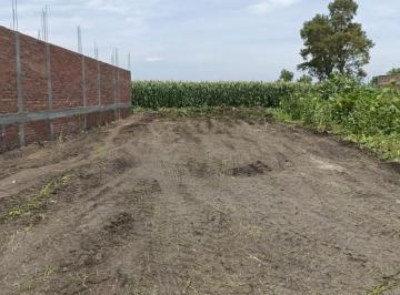 Terreno / Lote · 220m² · Terreno en Venta - (4)
