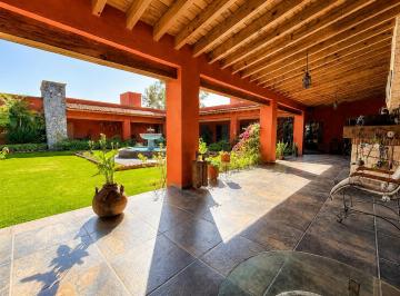 Casa de 4 habitaciones, San Juan del Río · Venta | Hacienda Contemporánea de un Nivel | 582 m² | 5,000 m² de Terreno | San Juan del Río