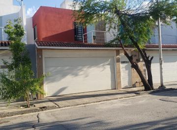 Casa · 123m² · 2 Recámaras · 2 Estacionamientos · Casa en Venta Colonia Sct en Guadalupe N. L