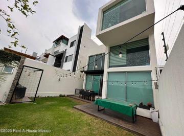 Casa de 4 habitaciones, Querétaro · Cumbres del Lago Residencia con Roof Garden y Cochera Para 3 Autos Rah1054