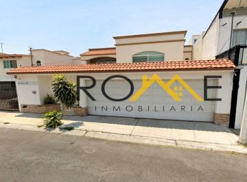 Casa de 4 habitaciones, Querétaro · Casa en Colinas de Cimatario Queretaro de Recuperacion Bancaria!