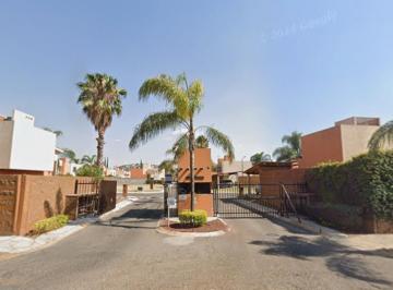 Casa de 3 habitaciones, Corregidora · Casa en Circuito Puerta del Sol 11, Corregidora. Fracc Puerta Real Etapa 3, Queretaro