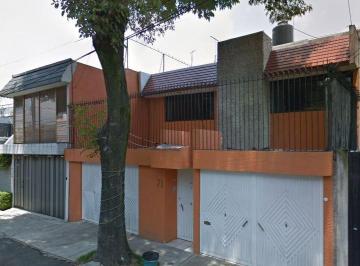 Casa de 3 habitaciones, Coyoacán · Casa en Coyoacán en Recuperación Bancaria Cerca de Country
