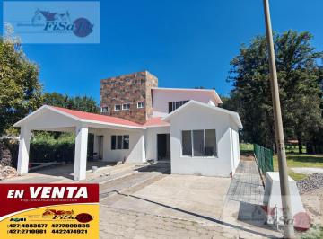 Casa · 490m² · 3 Recámaras · 3 Estacionamientos · Casa en Club de Golf San Gil