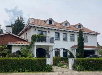 Casa · 850m² · 5 Recámaras · Casa en Condominio en Venta en Centro Ocoyoacac