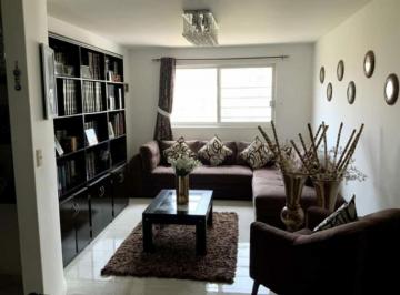 Departamento · 126m² · 3 Recámaras · 2 Estacionamientos · Venta de Departamento Remodelado en Pb