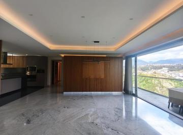 Departamento · 214m² · 3 Recámaras · 4 Estacionamientos · Departamento en Venta en Lomas Country Club
