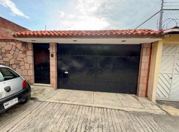 Casa de 3 habitaciones, Cuernavaca · Venta Casa Sola en Privada con Portón Electrónico Colonia Plan de Ayala